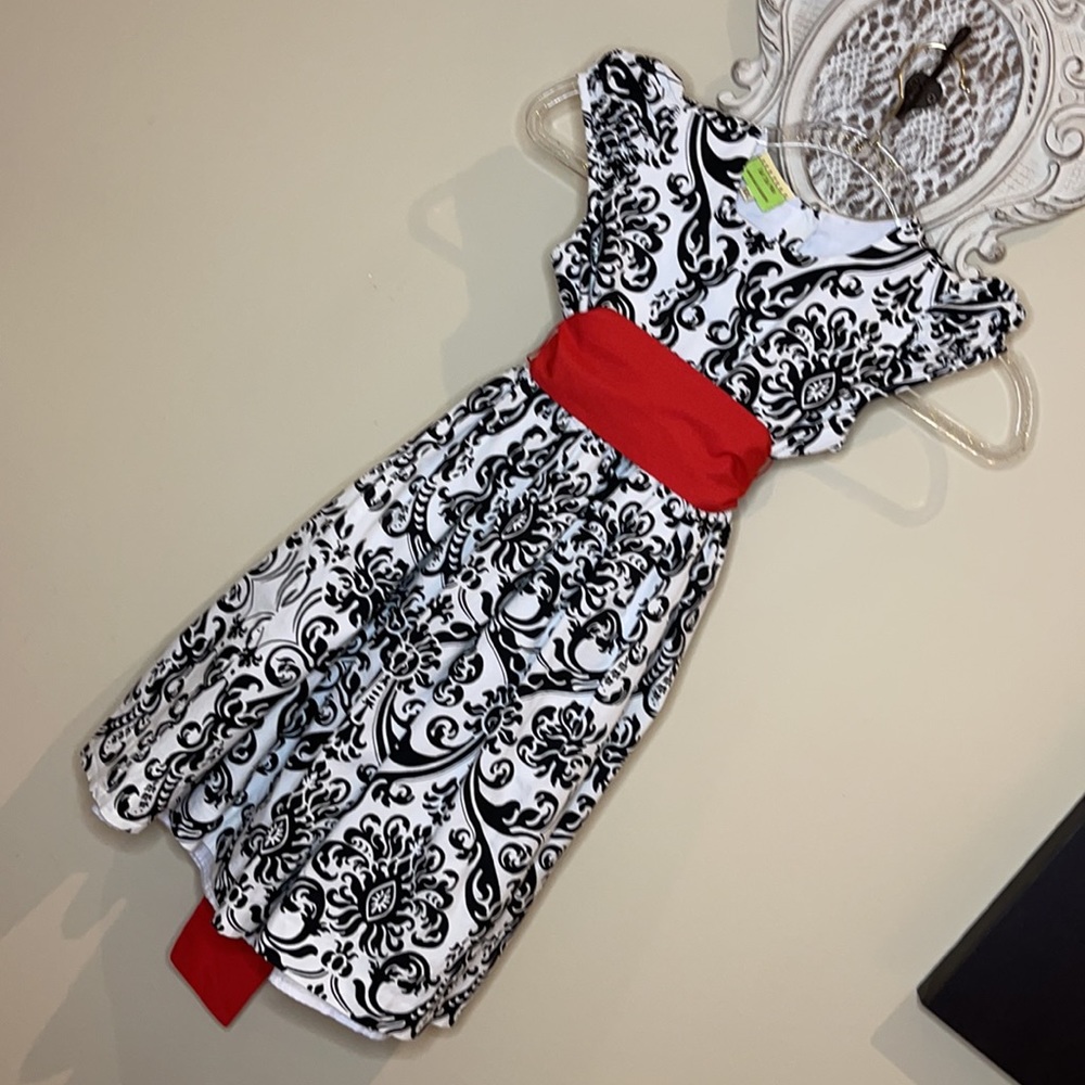 Black Demask Dress with Red Sash By LeZaMe C-17 - Picture 3 of 7